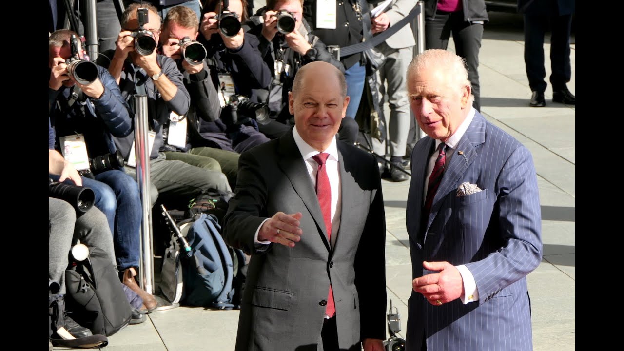 König Charles III. bei Bundeskanzler Olaf Scholz
