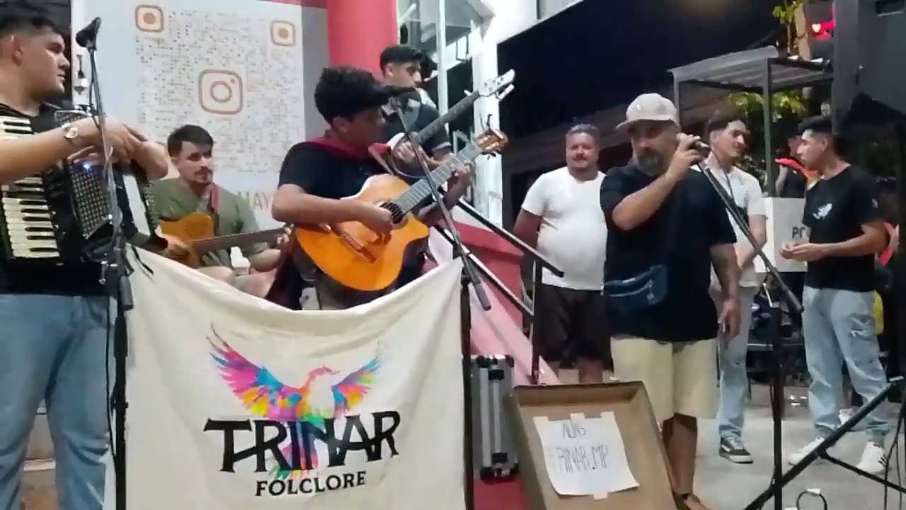 Me enamore de una zamba Grupo Raíces Del Viento 