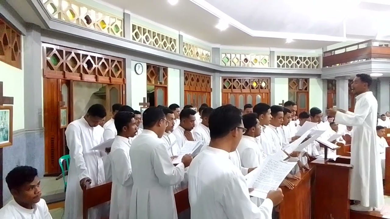 Sebuah Ziarah - Koor Frater-frater SVD Unit Mikhael, Ledalero