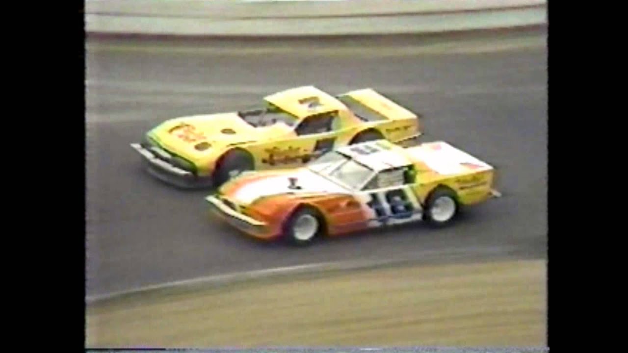 Wall Stadium 1987 Turkey Derby Modern Stocks