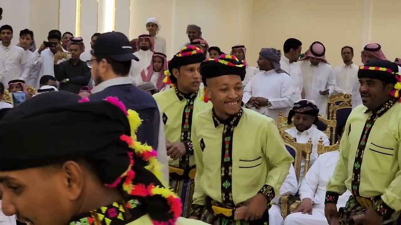 كذا تلقين يالدنيا دويتو الفنان عمر الهدار وعمر السيود من سهرة ال باعشر وال بن جحلان الرياض💔🦜