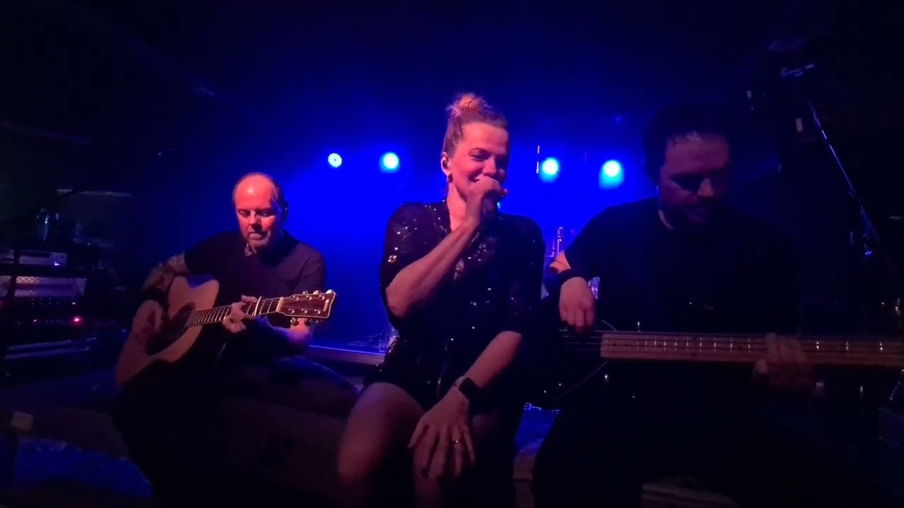 Die Happy - Whatever (unplugged) // München - Strom 05.11.2022