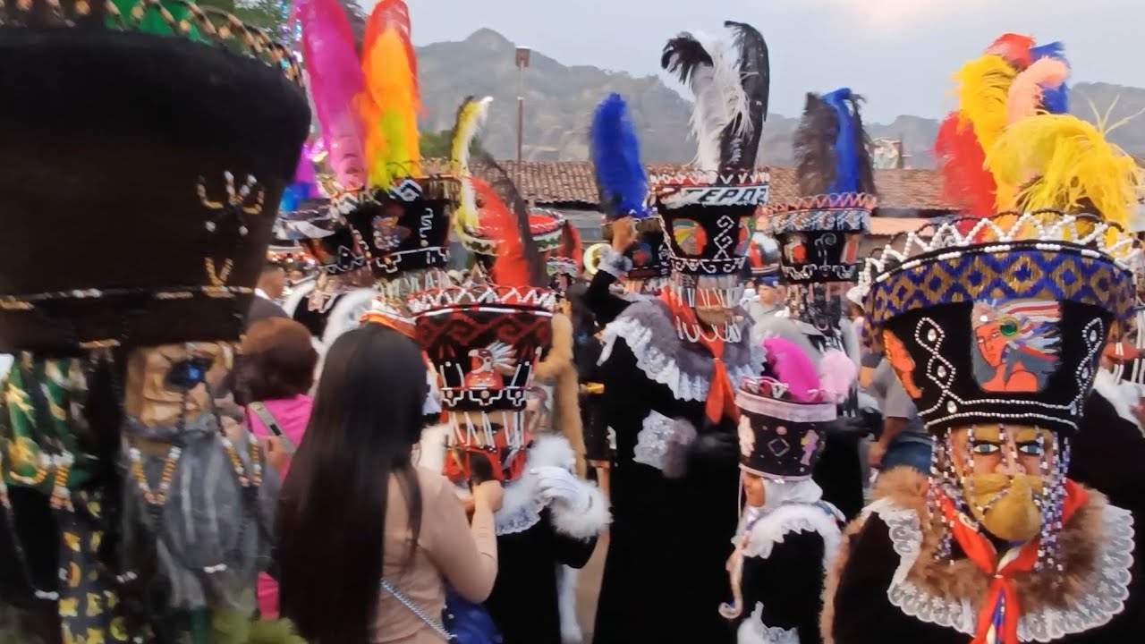 Carnaval Tepoztlan Morelos 2025 🇲🇽 venta de alcohol limitada #chinelosdemorelos #carnavaltepoztlan