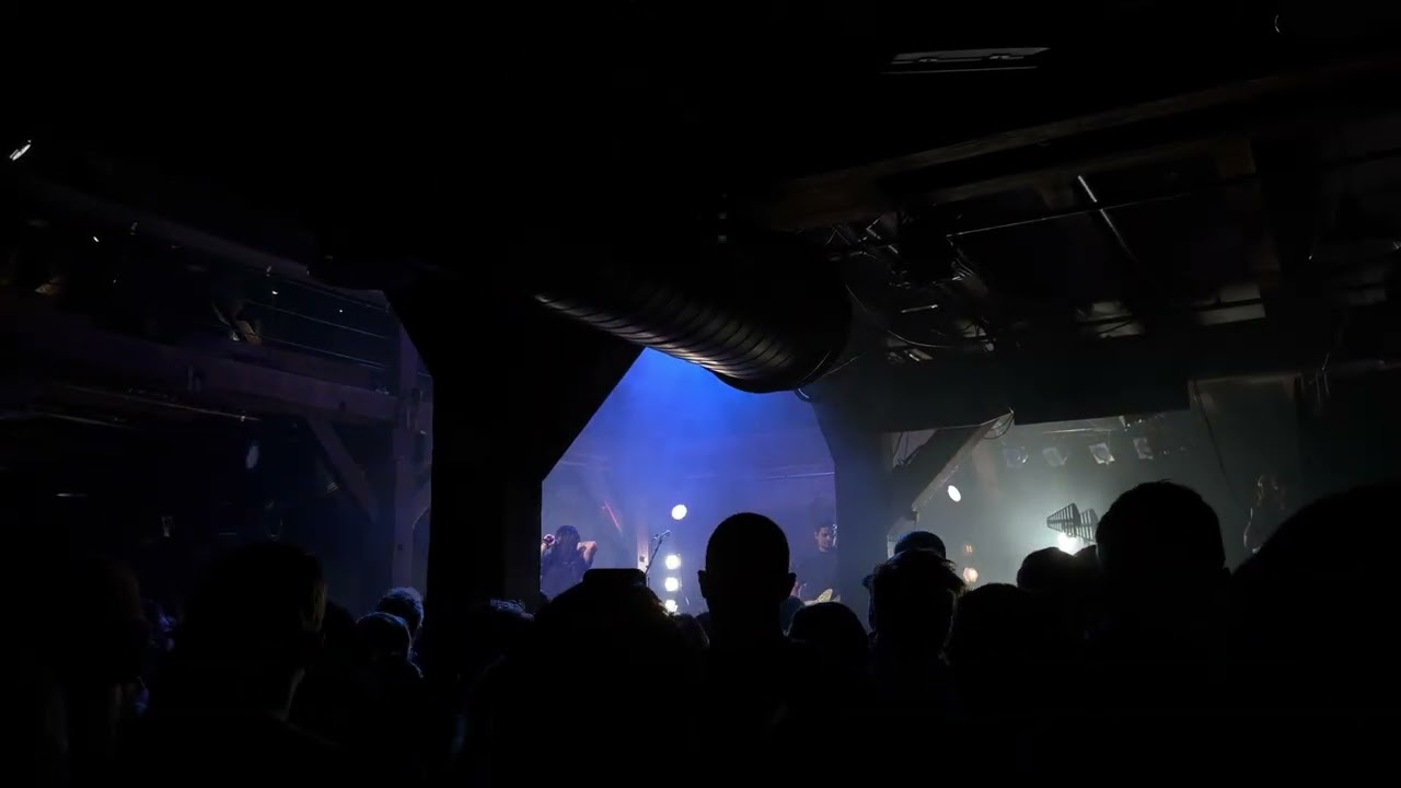 Hot Mulligan - And I Smoke live Hamburg 2026
