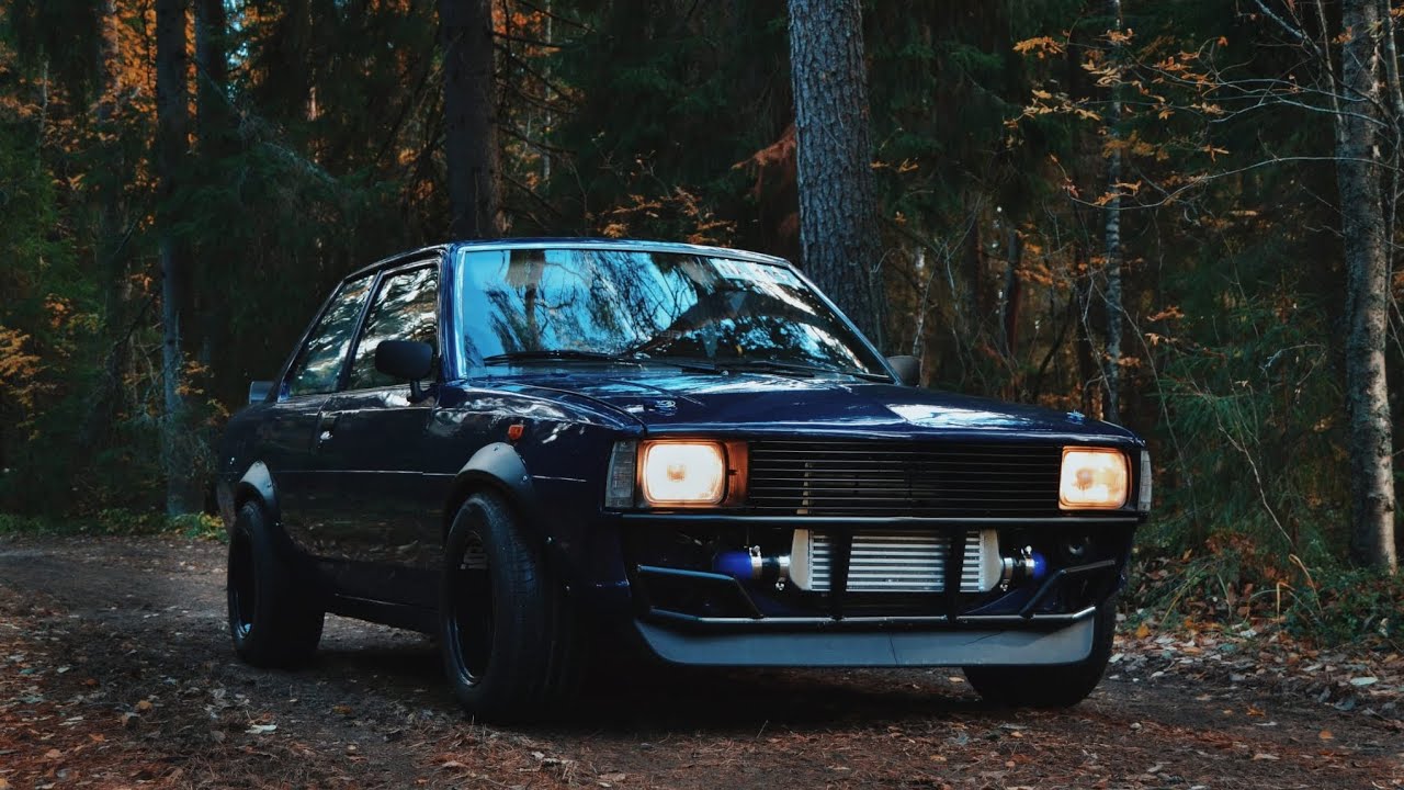 Toyota corolla ke70 drift