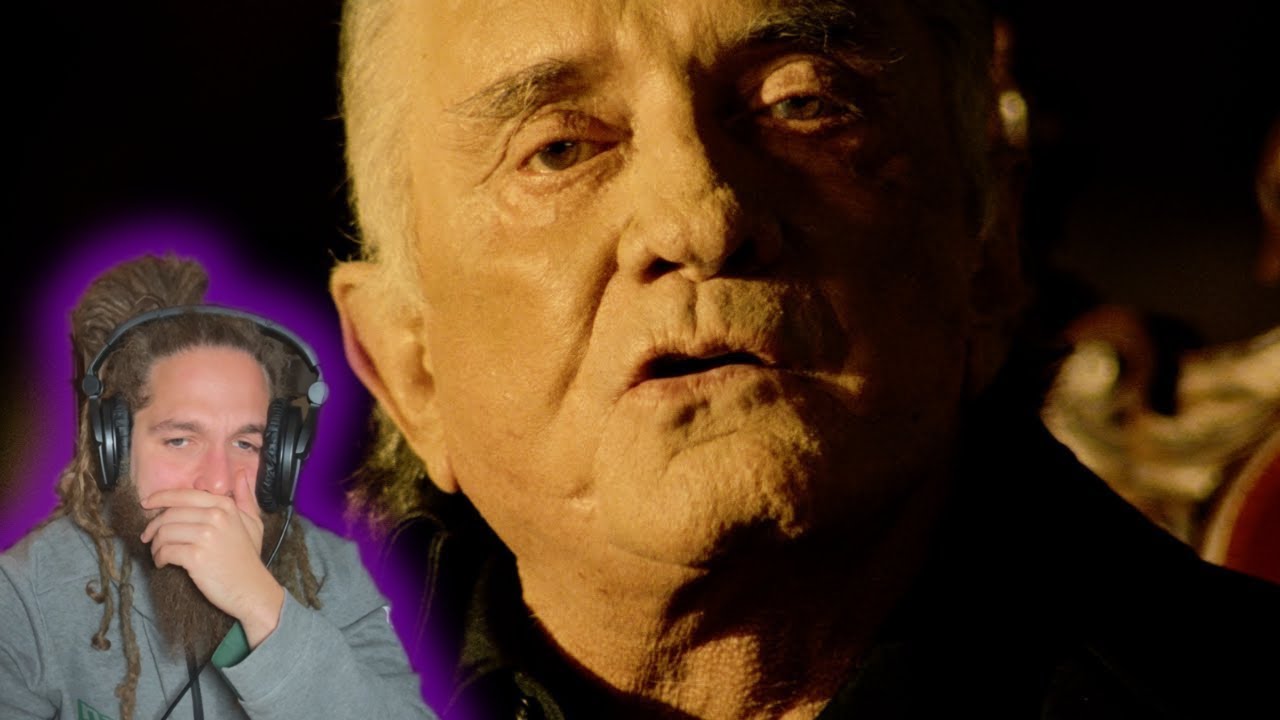 Rapper reacts to Johnny Cash - Hurt
