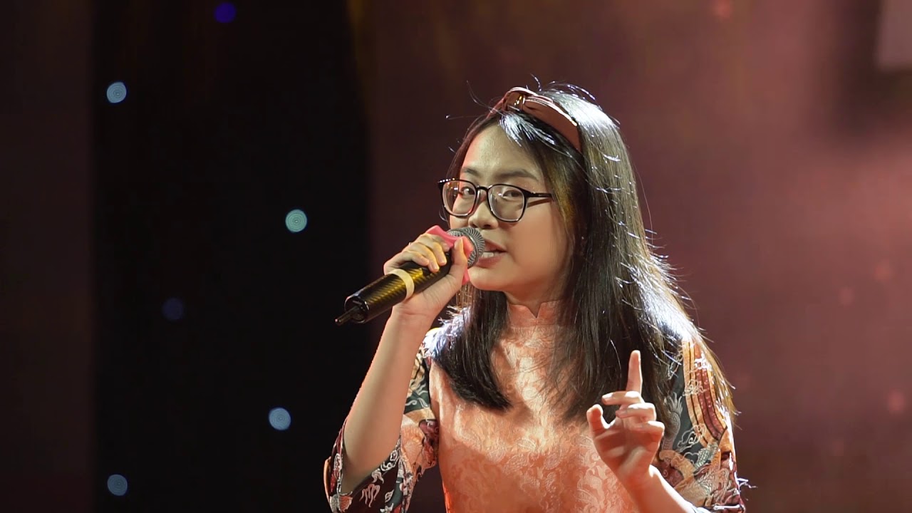 Phương Mỹ Chi _ Hình Ảnh Người Em Không Đợi (Tiệc tất niên GTVT 2019)