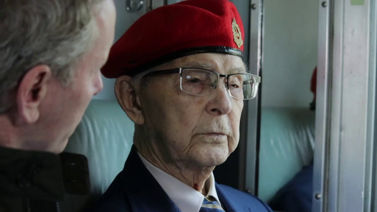 98 year old Vet of DDay -takes train and reminisces about the war