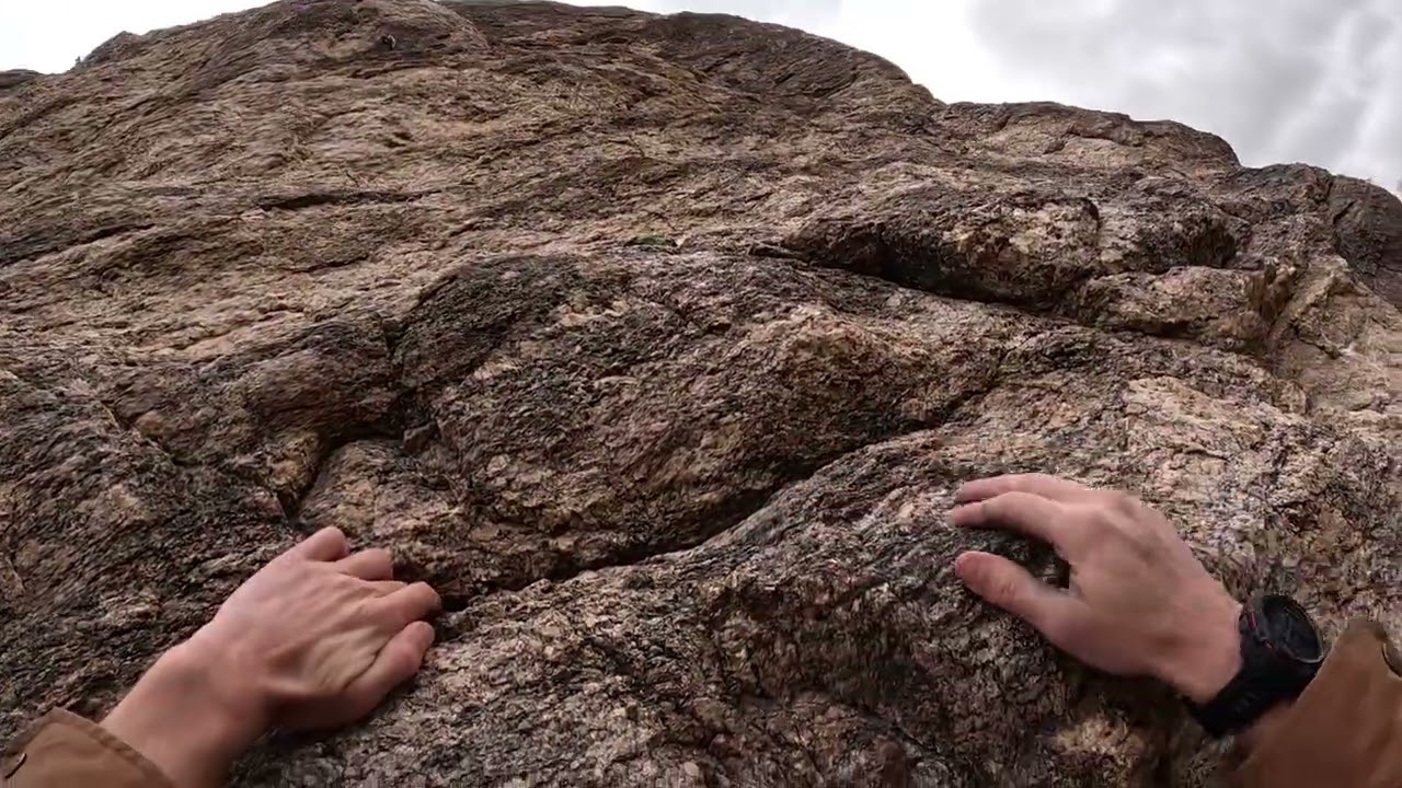 Climbing Noyz Toyz (5.10a) at Shooting Gallery Mount Lemmon