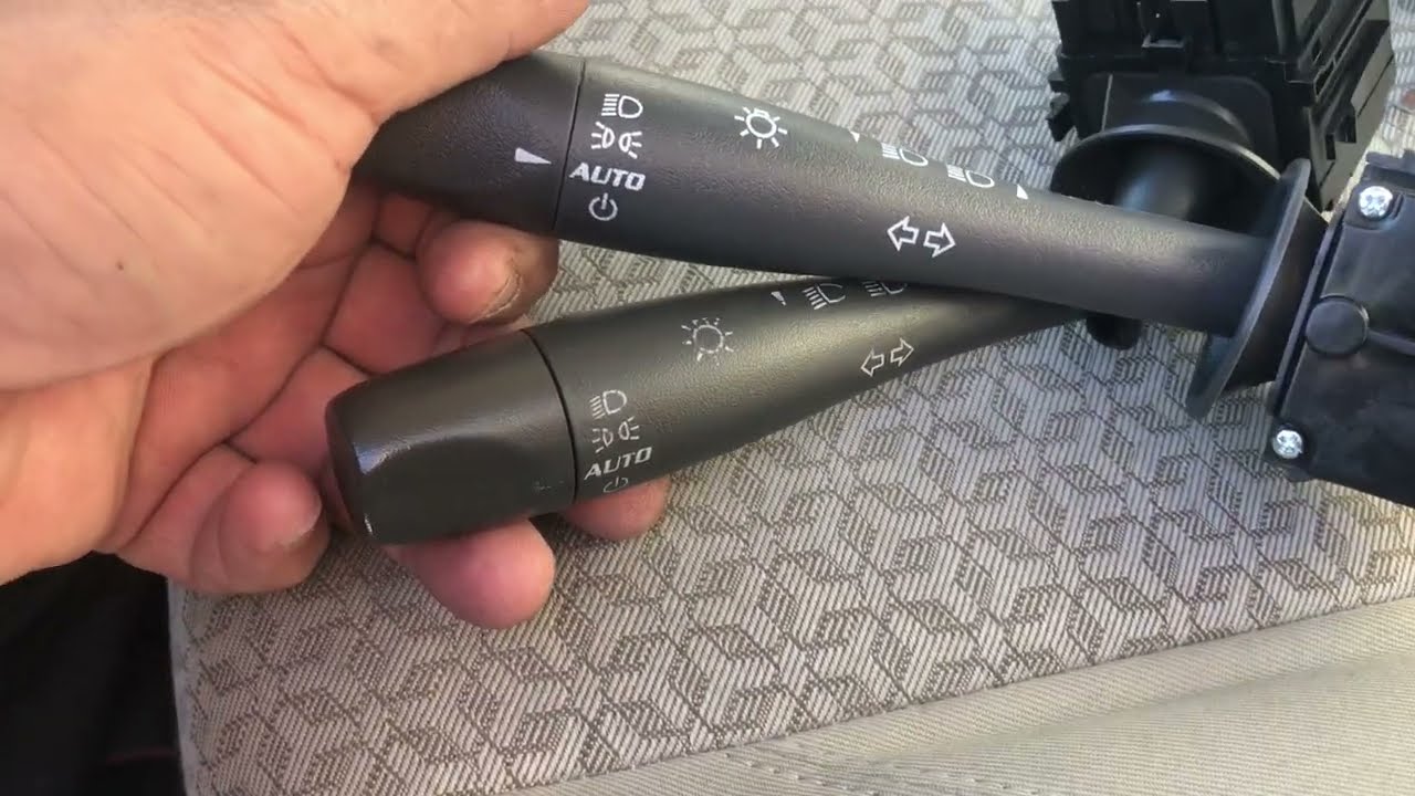 2008 Pontiac G6 turn signal switch replacement.