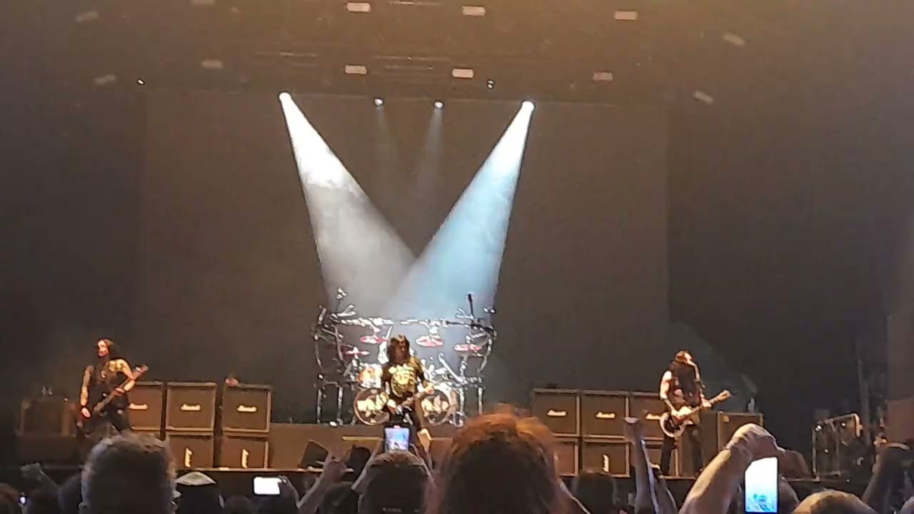 W. A. S. P. -  LOVE MACHINE (BANGERS OPEN AIR, 04 DE MAIO DE 2025)