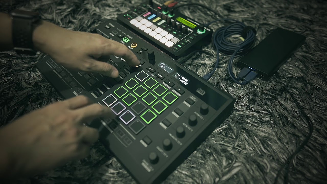 Roland MC-101 as module for Pioneer Toraiz Squid Sequencer.