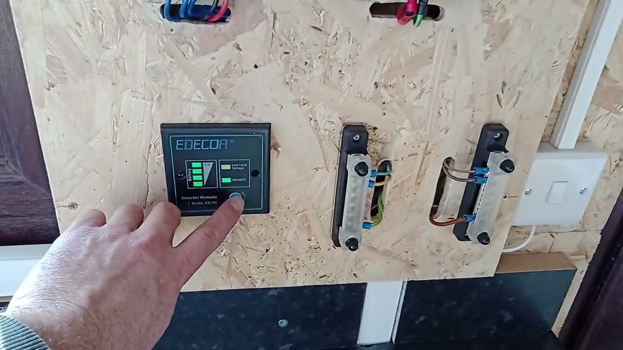 solar panels setup. off grid garage build in Wales part 1 🏴󠁧󠁢󠁷󠁬󠁳󠁿