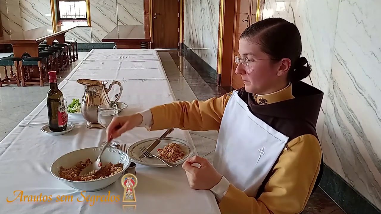 Regras de etiqueta nos Arautos do Evangelho: Um reflexo da beleza espiritual! – Arautos sem Segredos