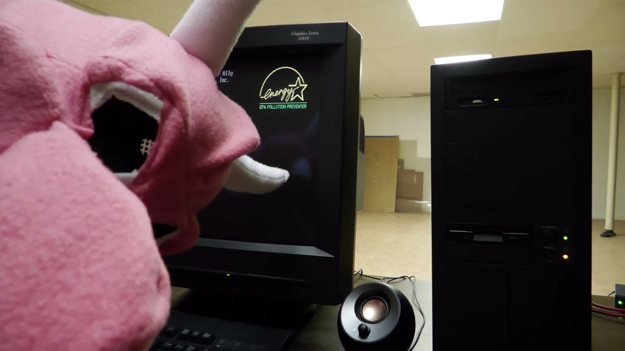 It's 1998 Upgrade Windows for Workgroups 3.11 to Windows 95 on Pentium II Retro PC in the BACKROOMS