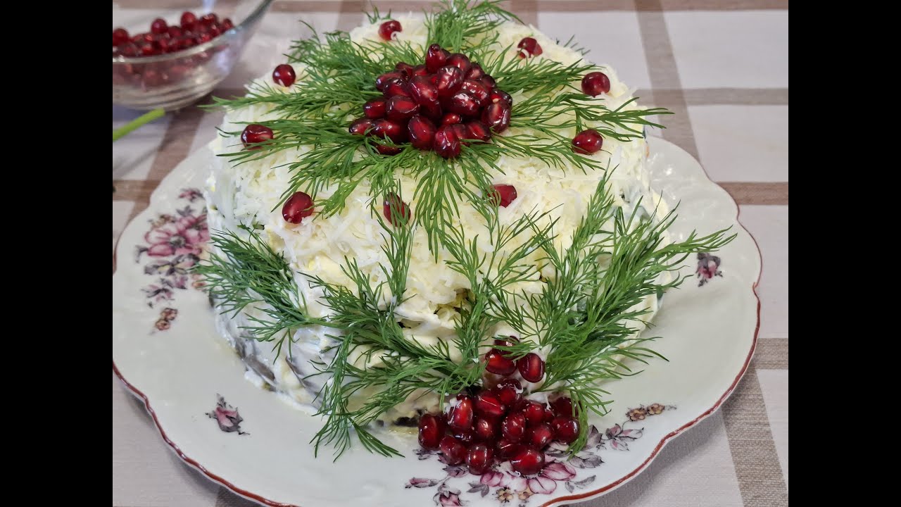 Салат с грибами на праздничный стол.