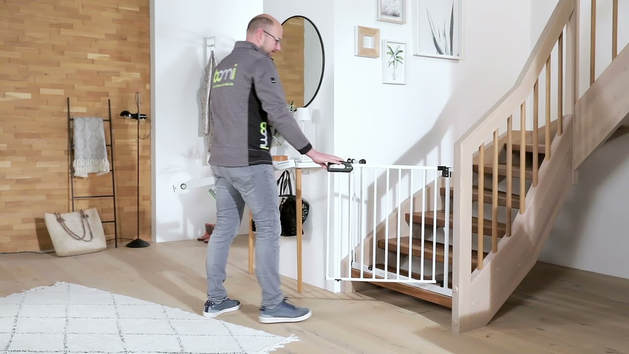 Montage Bomi Kinderschutzgitter für den Treppenaufgang