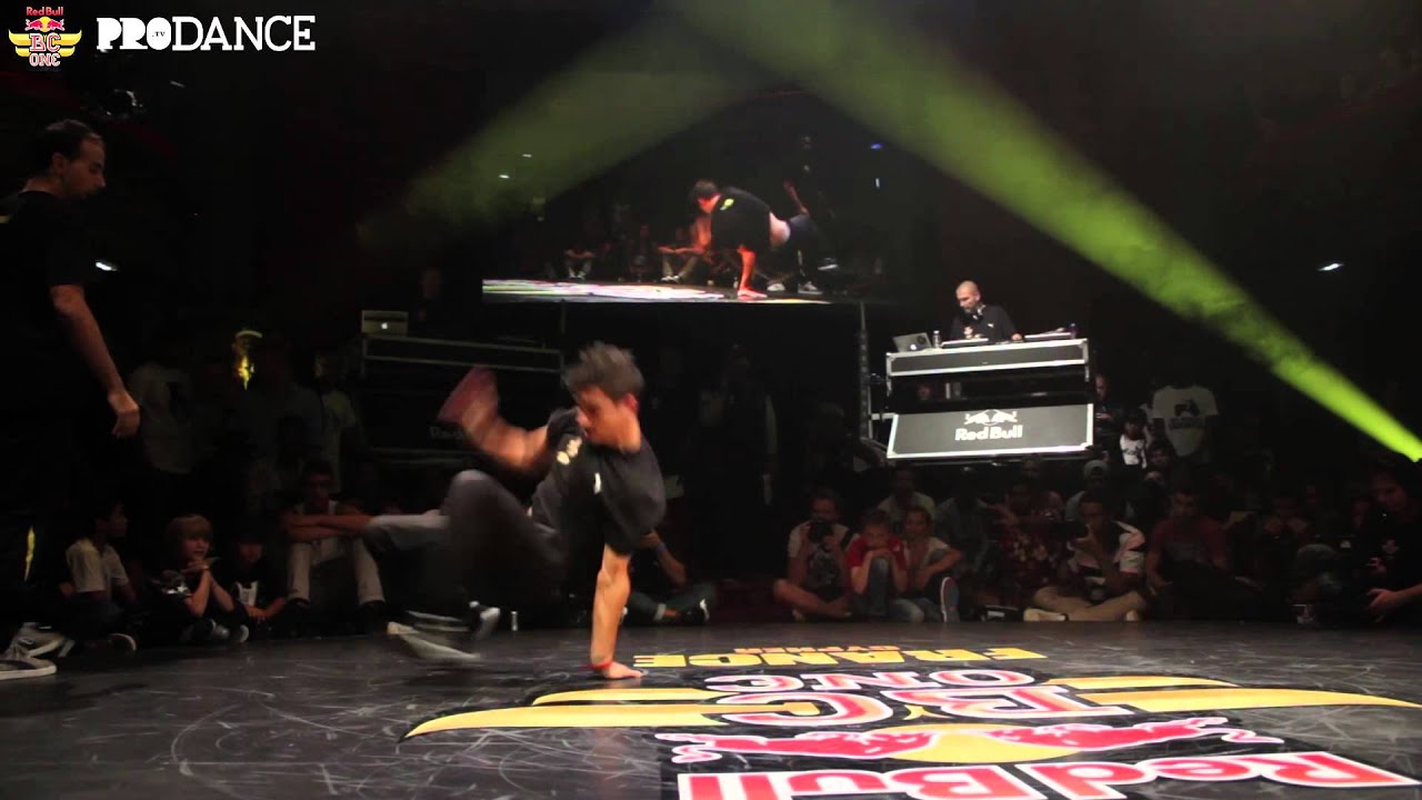 Red Bull BC One France Cypher 2014 QUARTER FINAL | Abd-L vs Doudou