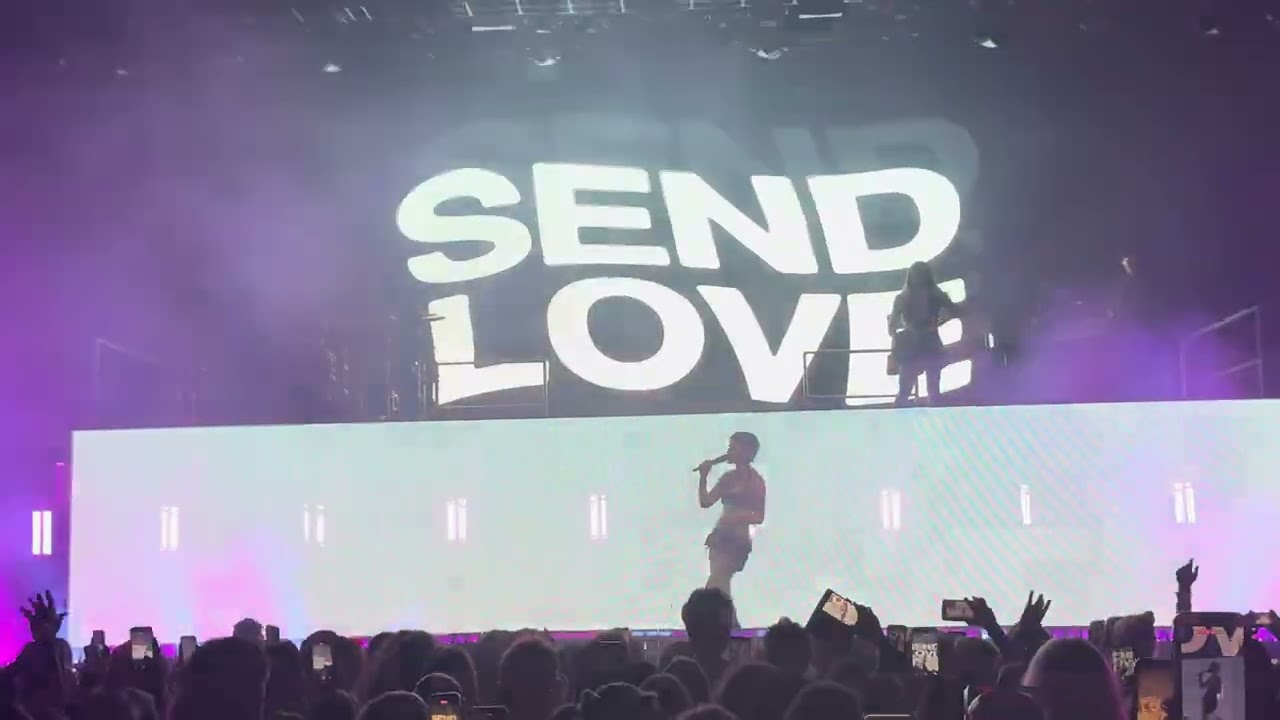 Halsey - Bad At Love (Live At Festival Hall, Melbourne, 20/02/2026)