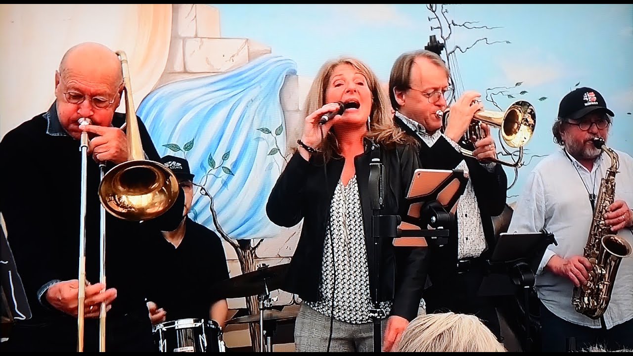 Woodhouse Jazzband feat. Miet Molnar (voc.). Wunderbare Auftritt 8 November 2025 in Düsseldorf  .