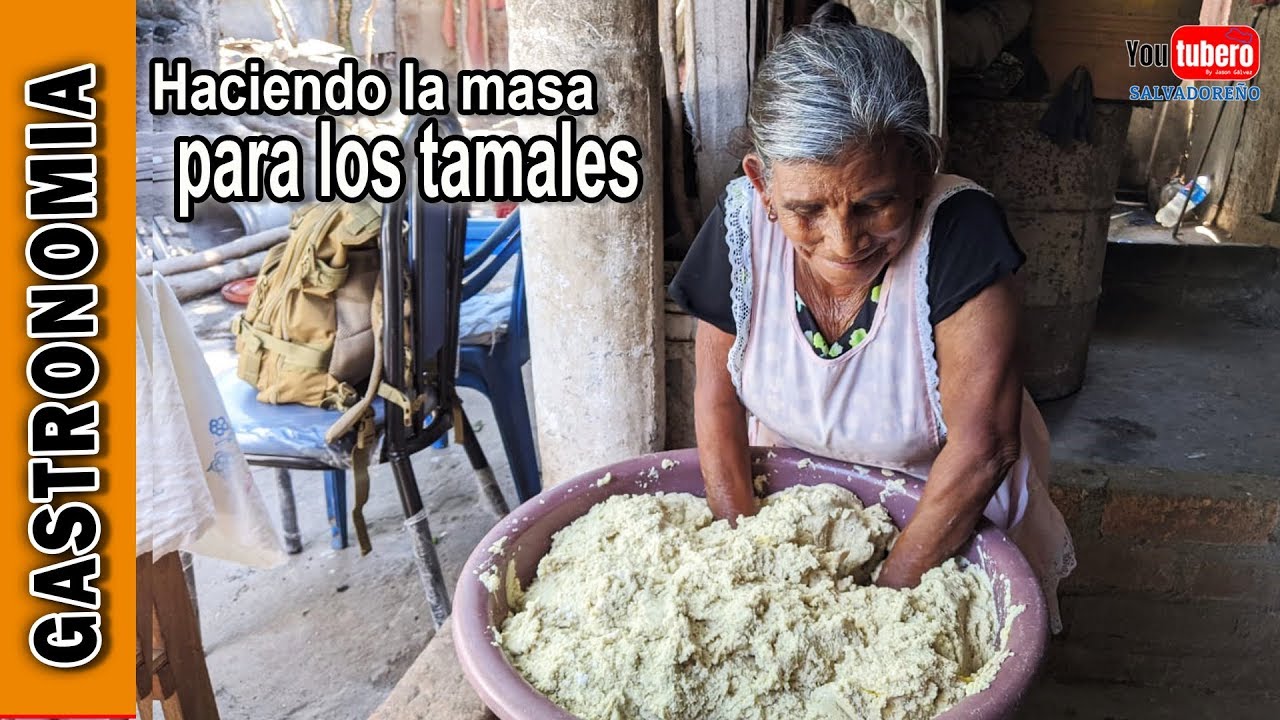 Haciendo la masa y los frijoles para los tamalitos pisques | Youtubero Salvadoreño