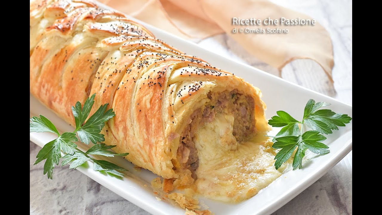 Polpettone in crosta con salsiccia e scamorza affumicata - Ricette che Passione