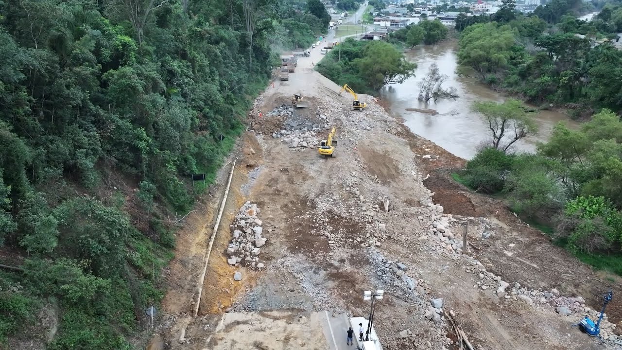 DNIT espera finalizar obras no km 143 da BR-470 até o dia 20 de março