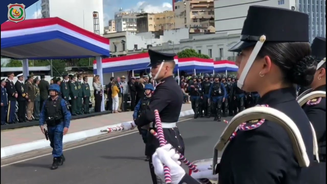 Desfile de la Agrupación Policial en los 211 Años de Independencia Patria