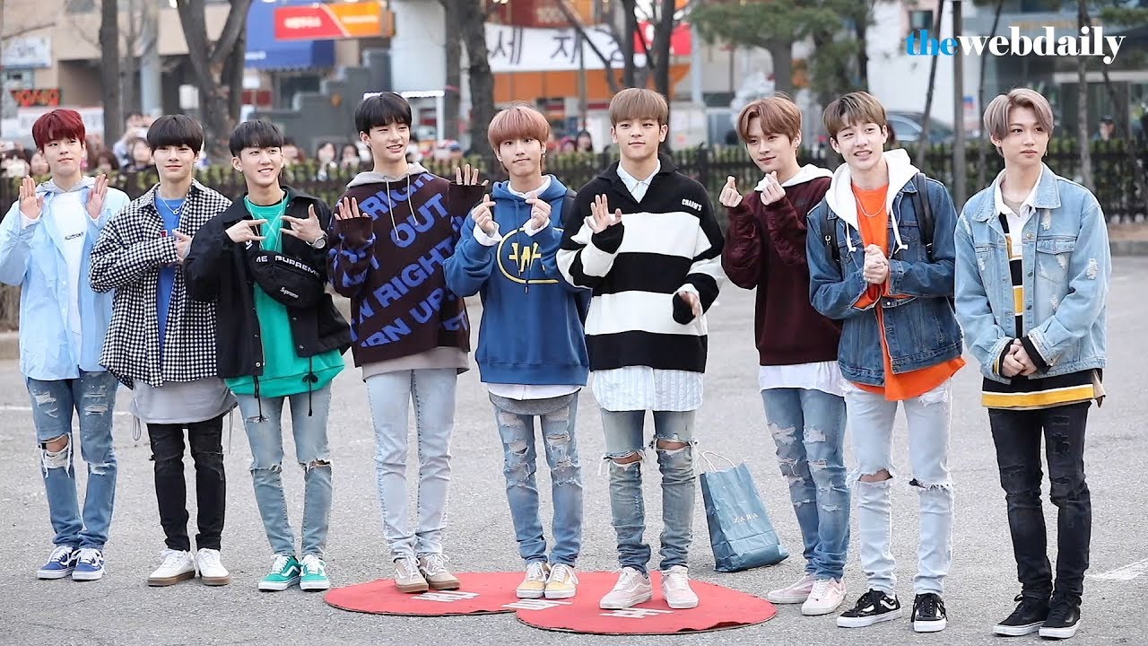 [WD영상] 스트레이키즈 3월 30일 뮤직뱅크 922회 출근길