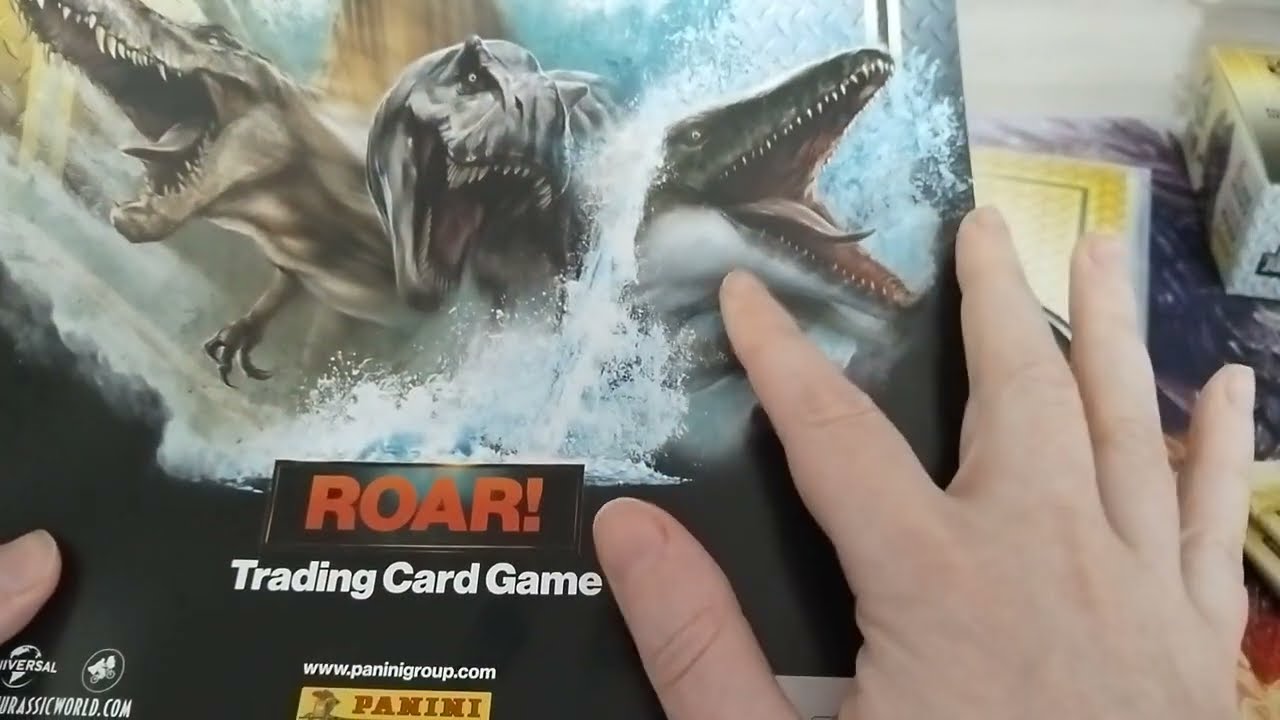 Not overly impressed by Jurassic World card packs - dinosaurs are cool, though!