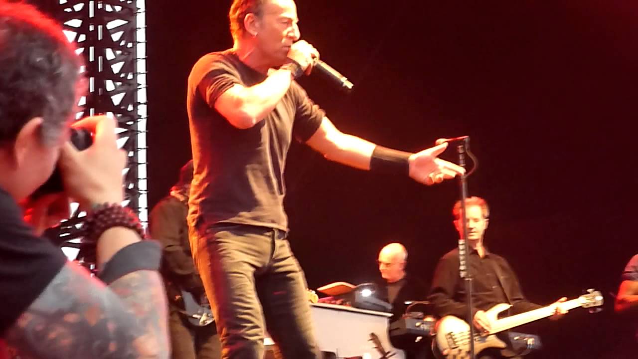 Spill The Wine - Bruce Springsteen - Hope Estate 23-2-2014