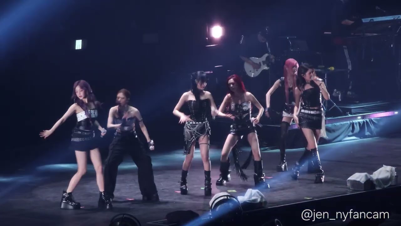 260103 CLIK CLAK  [BABYMONSTER] LOVE MONSTERS ASIA FAN CONCERT in Taipei 