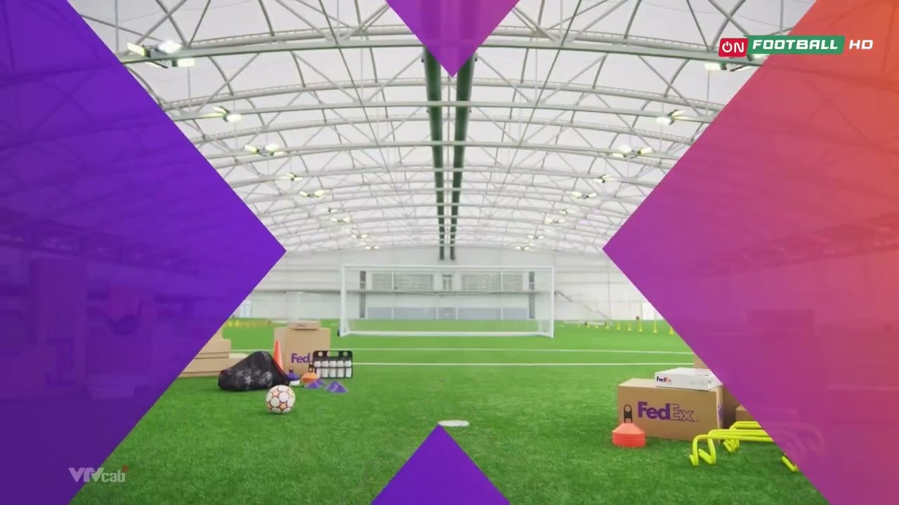 UEFA Champions League 2025 Intervalo - FedEx VIE