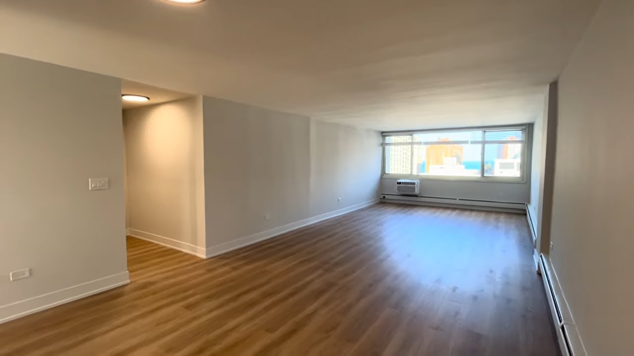 1344 N Dearborn 
