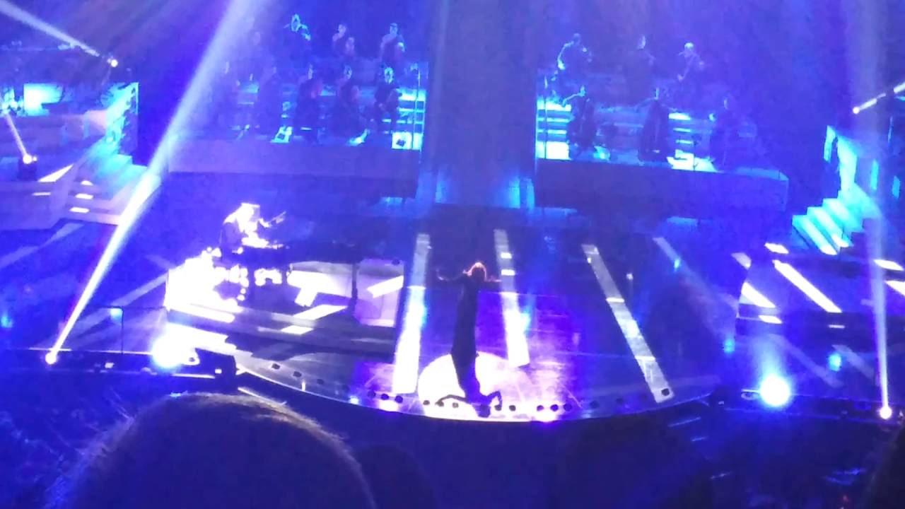 Celine Dion Las Vegas 2016 singing all by myself
