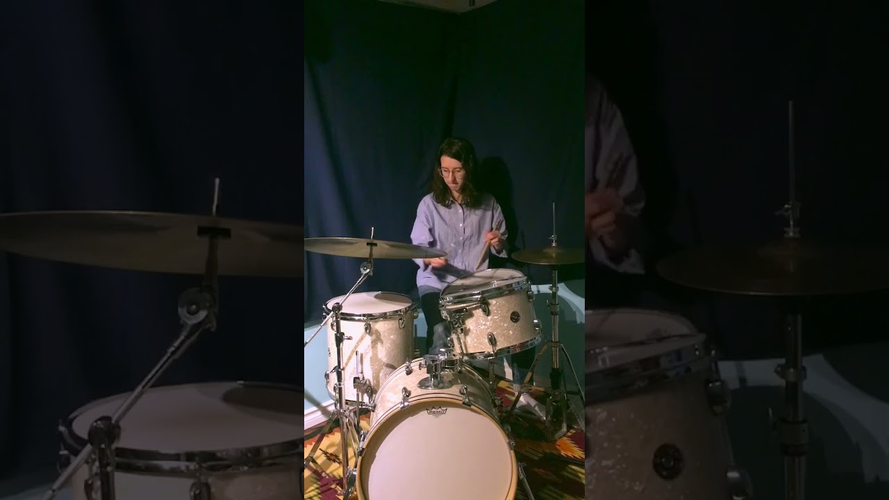 Drums are sounding NICE 👍🏼 #drumtuning #drumsolo #jazzdrums #drummersofinstagram @vicfirth