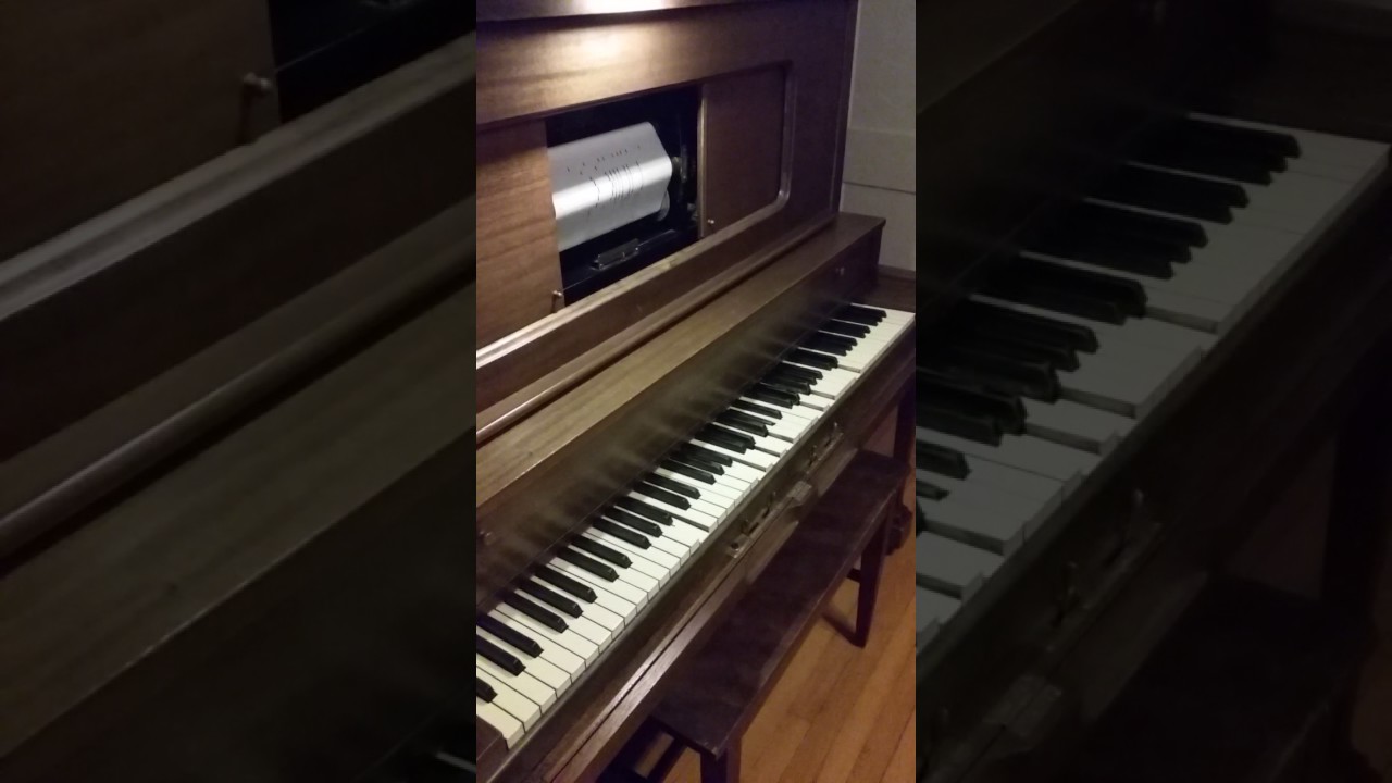 1920 Waldorf Player Piano plays Top Hat 0021 
