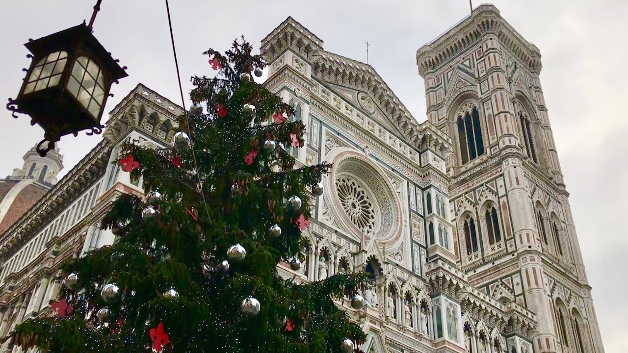 Christmas in Florence, Italy | Walking from Piazza San Lorenzo to Duomo (the Cathedral of Florence)