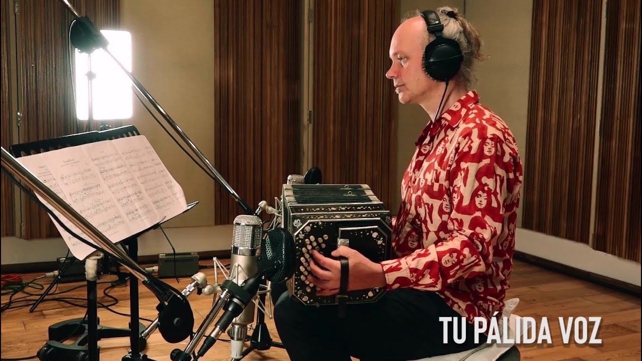 TU PALIDA VOZ (Charlo)  Arrangement and Bandoneon solo: B. Fingas