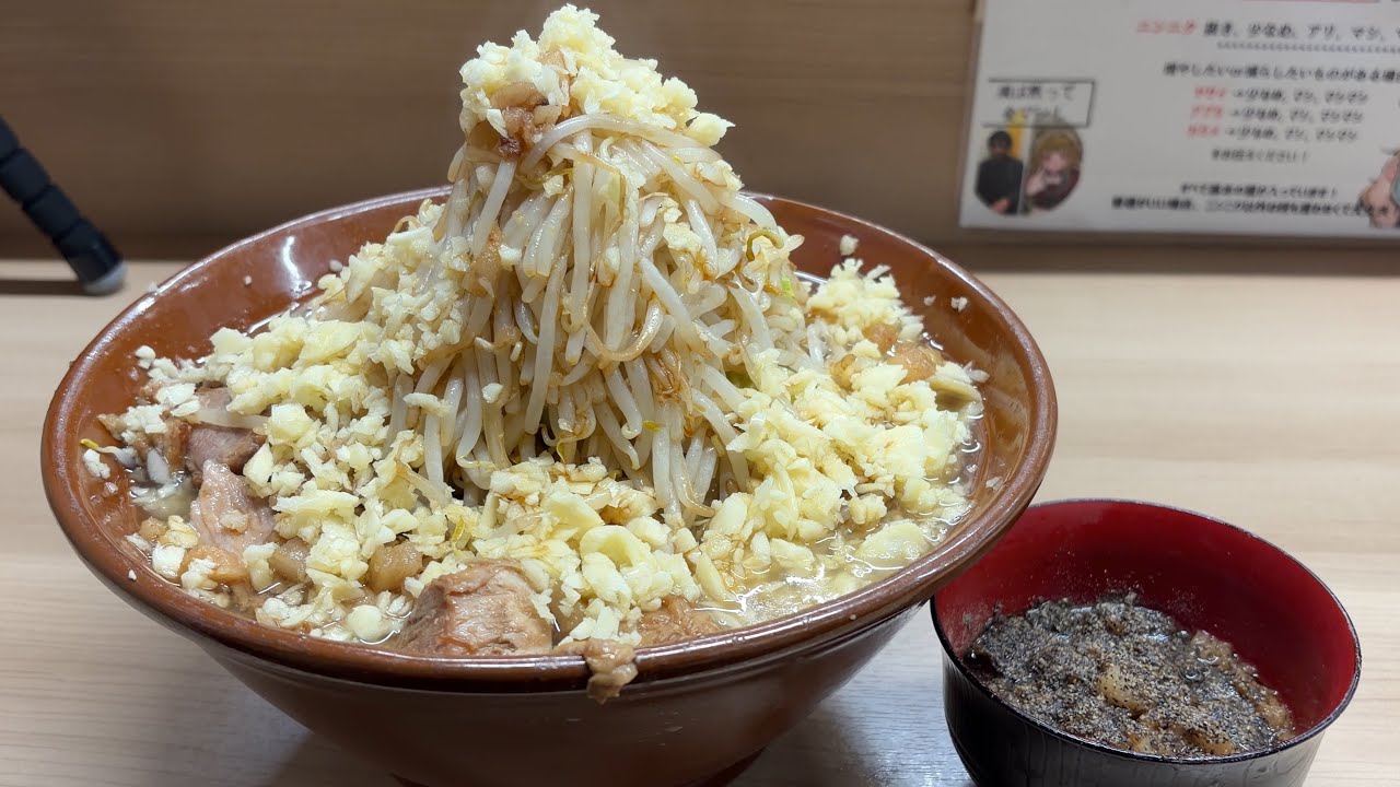 人間は二郎系を1日で3軒はしごできるのか！？