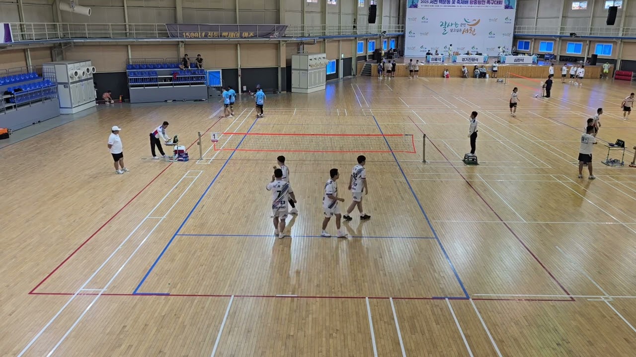  시흥레스트 손명근 VS 쏘디엔데블스 박동형.4강전. 전국40대부. 1,2.3세트.서천 맥문동 꽃 축제배 왕중왕전 족구대회. #football #automobile #sports 