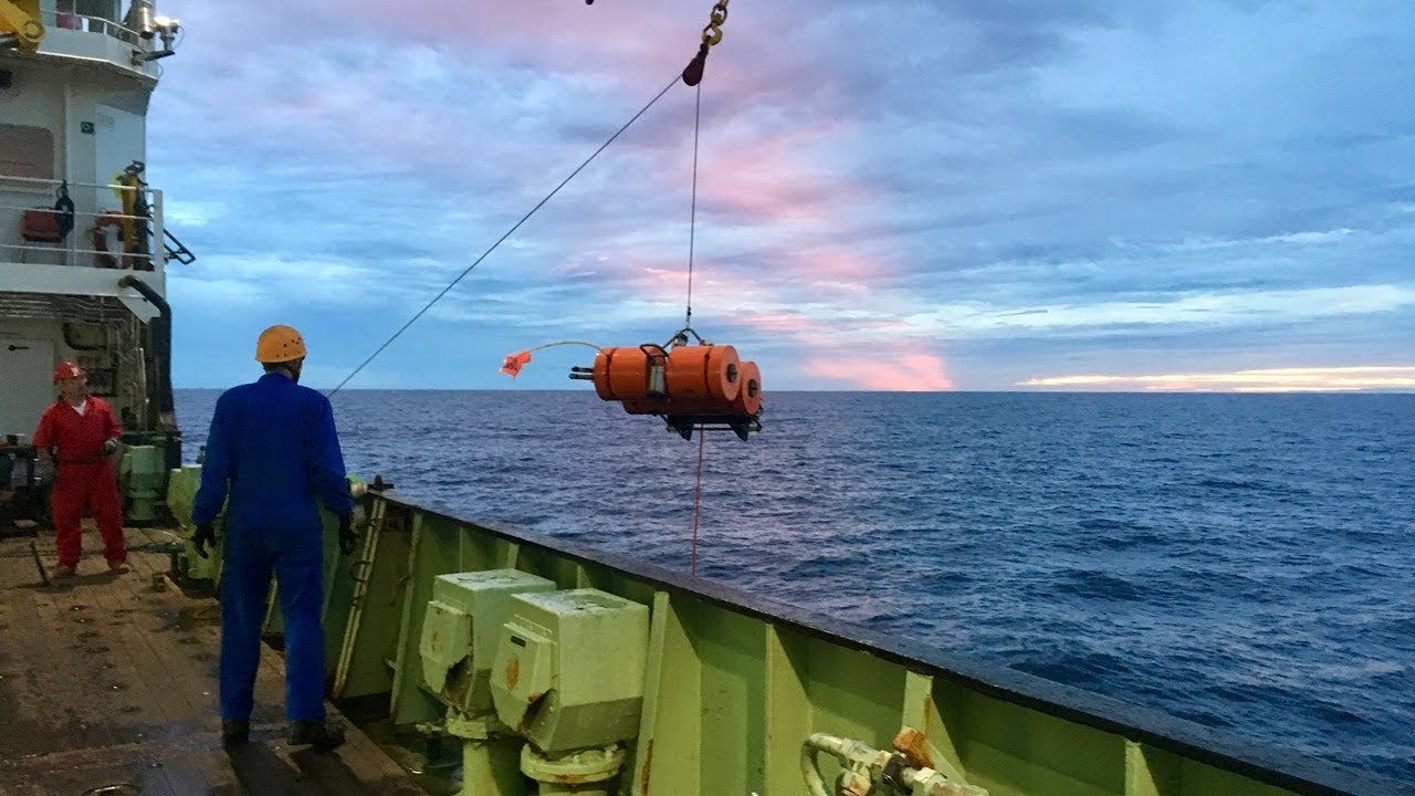 VOiLA Ocean Bottom Seismometer recovery