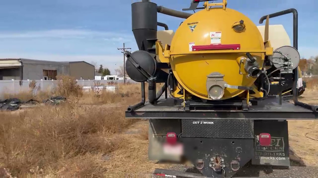 2006 Chevy C6500 Truck with McLaughlin Vac - Equipment Demonstration