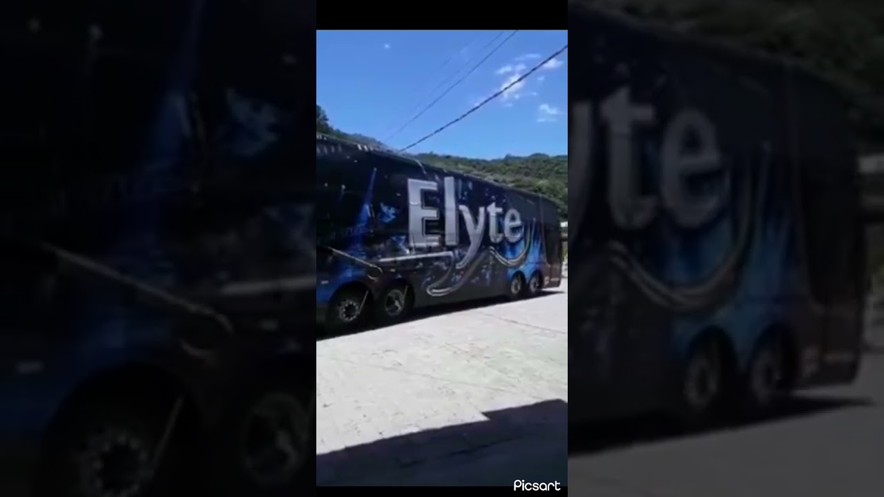 &ocirc;nibus da banda Elyte