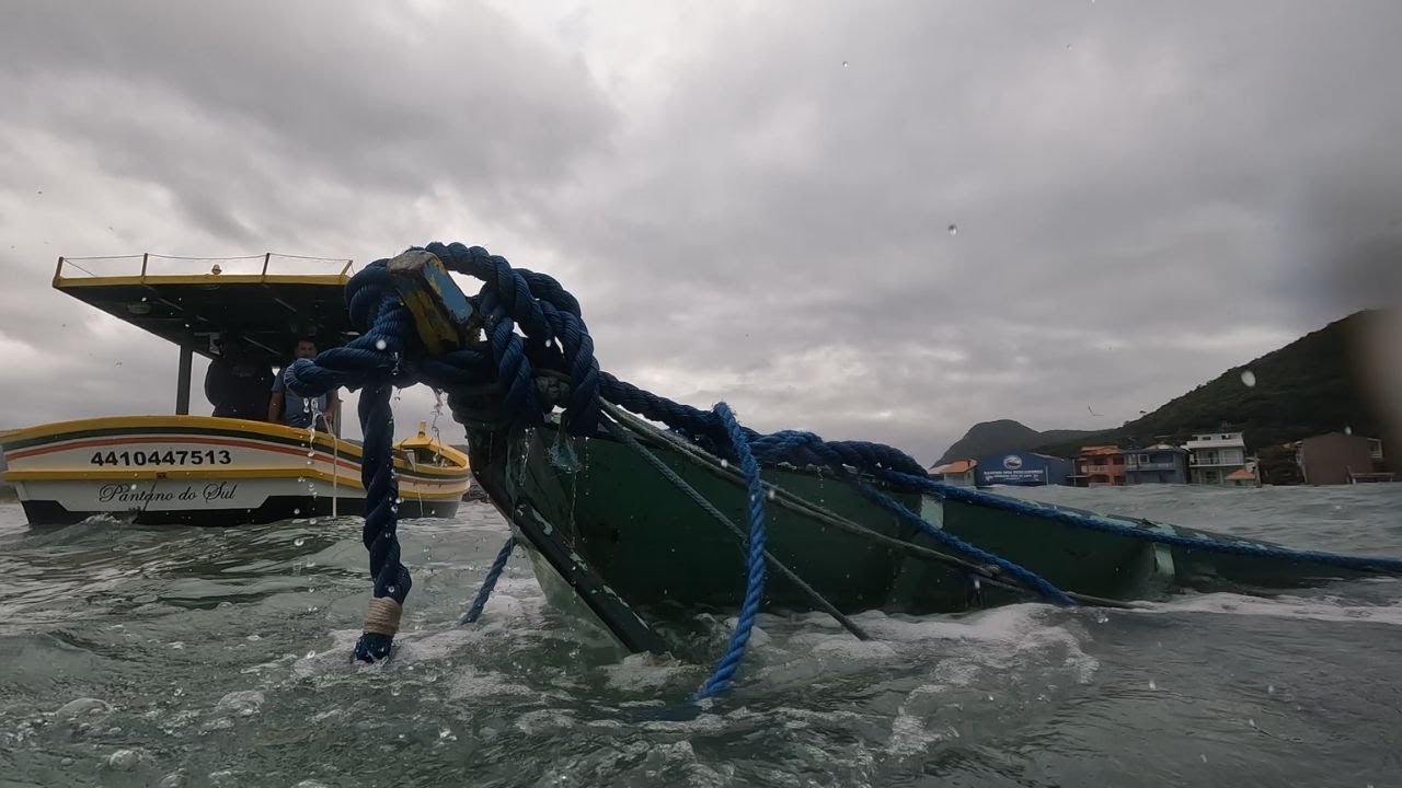 RESGATANDO O BARCO DO MI - PÂNTANO DO SUL