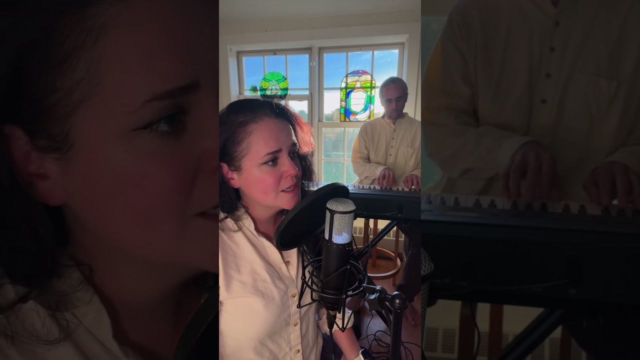 FOLK DUO Oakes and Smith Perform the Song of Wandering Aengus