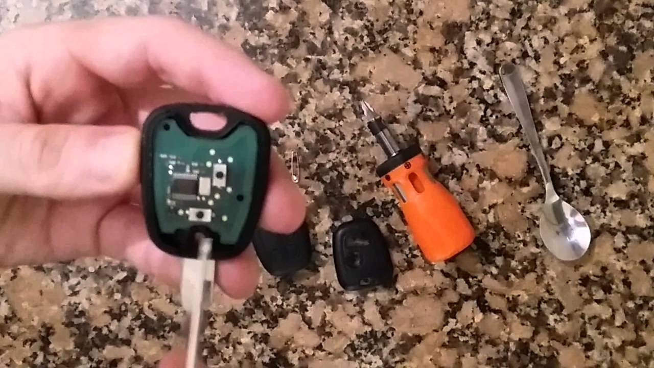 Como cambiar la carcasa de la llave del peugeot 206