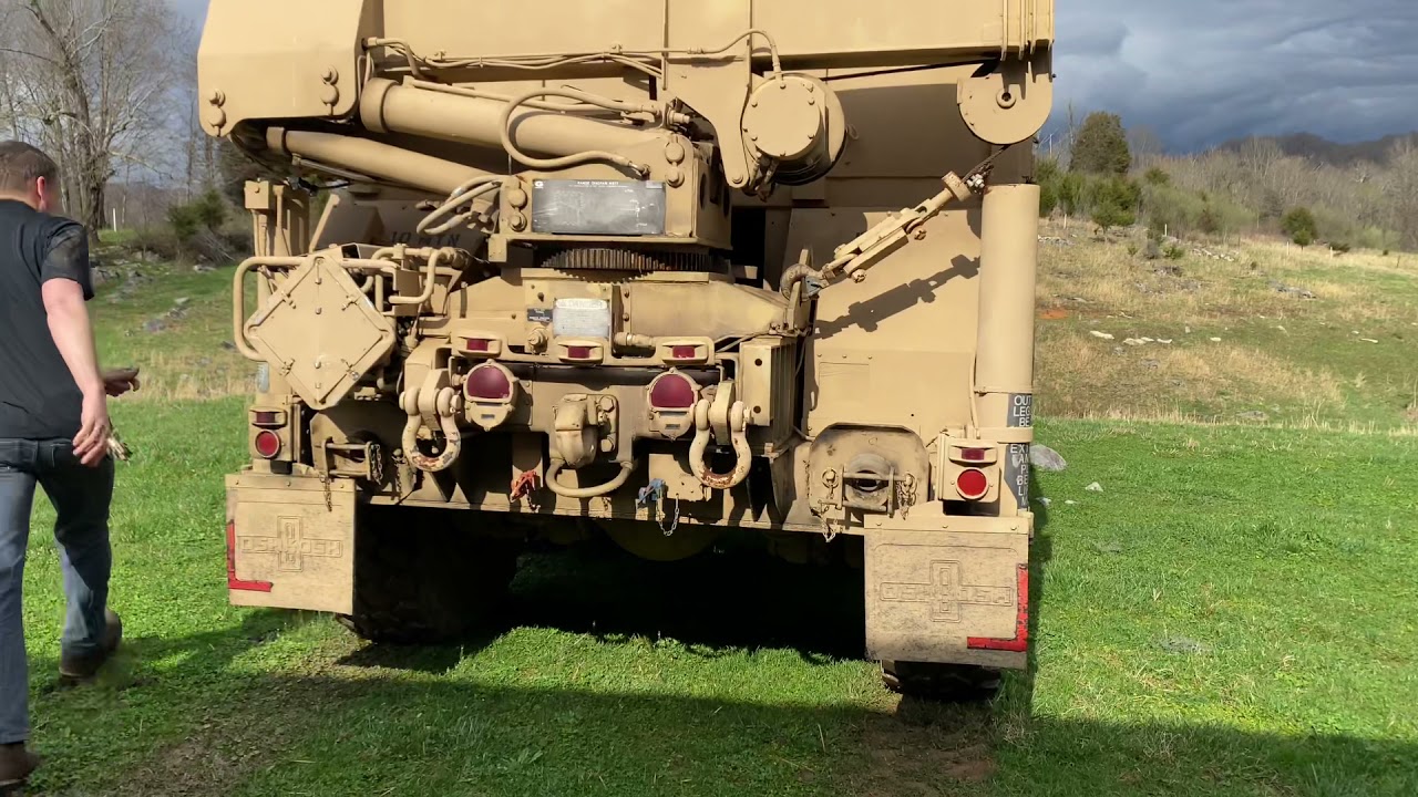 1988 HEMTT M977