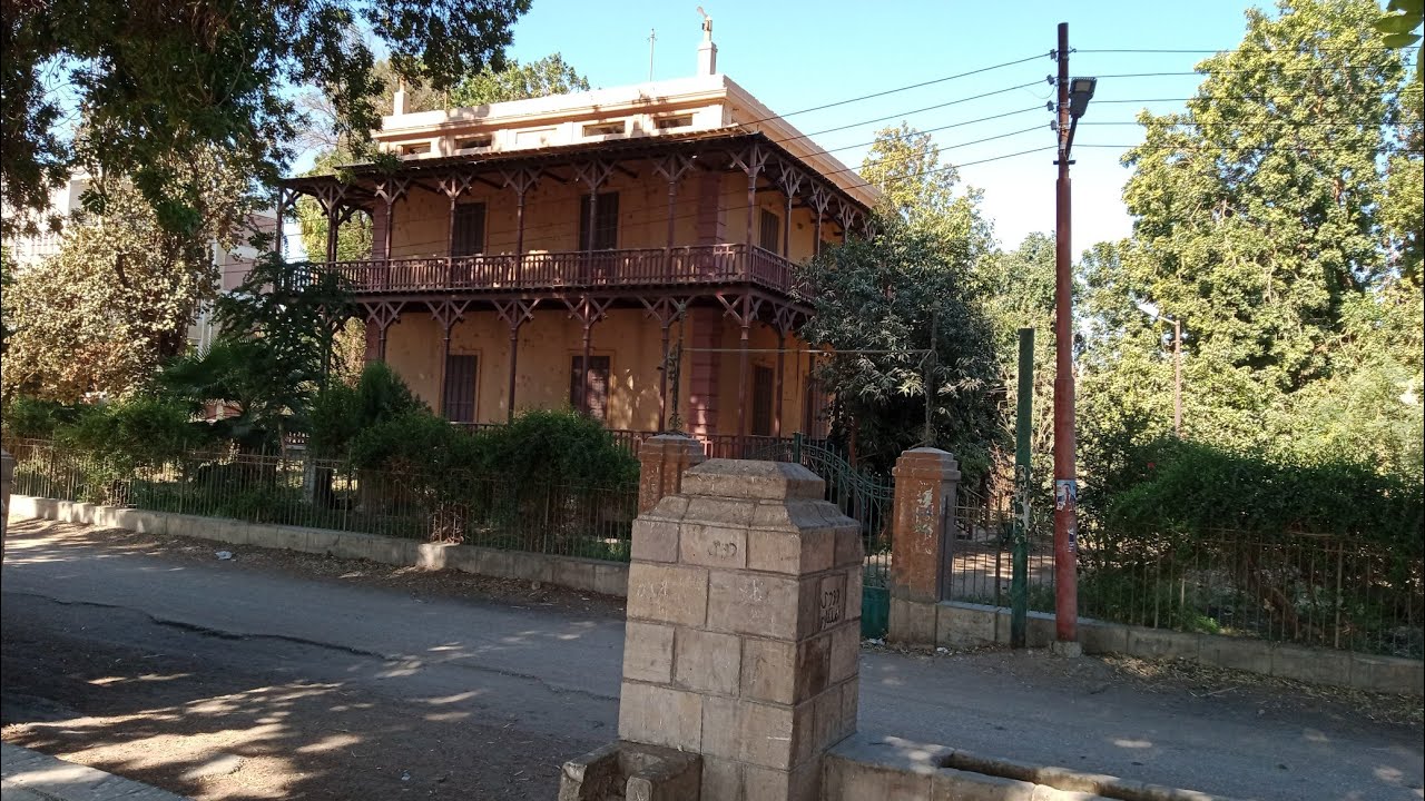 King Farouk Palace in Upper Egypt قصر الملك فاروق في قرية المطاعنة في صعيد مصر