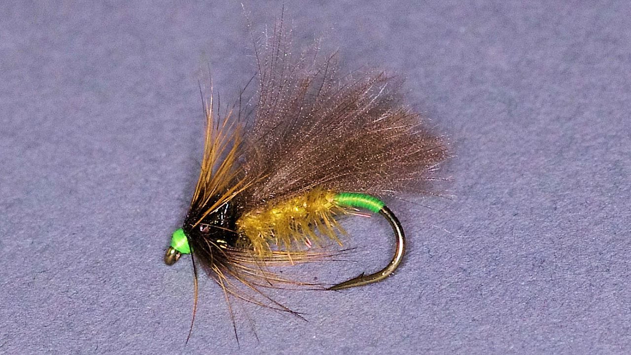 Tying a Cow Dung fly with Bram van Houten